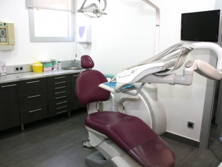 Interior Box 2 cl&iacute;nica dental Prodents